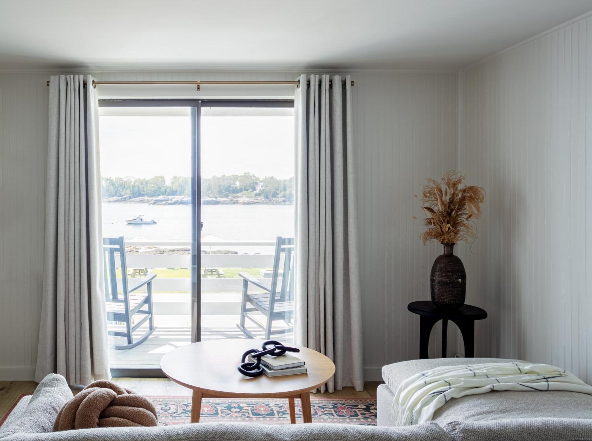 Bluebird Ocean Point Inn Dış mekan fotoğraf